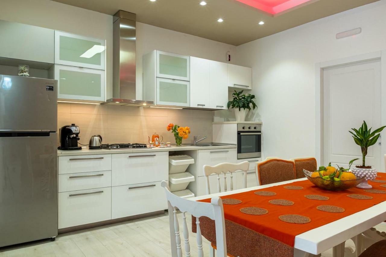 Guest Home Rose Giardini Naxos Exterior foto